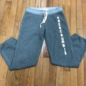 Abercrombie & Fitch soft gray joggers M